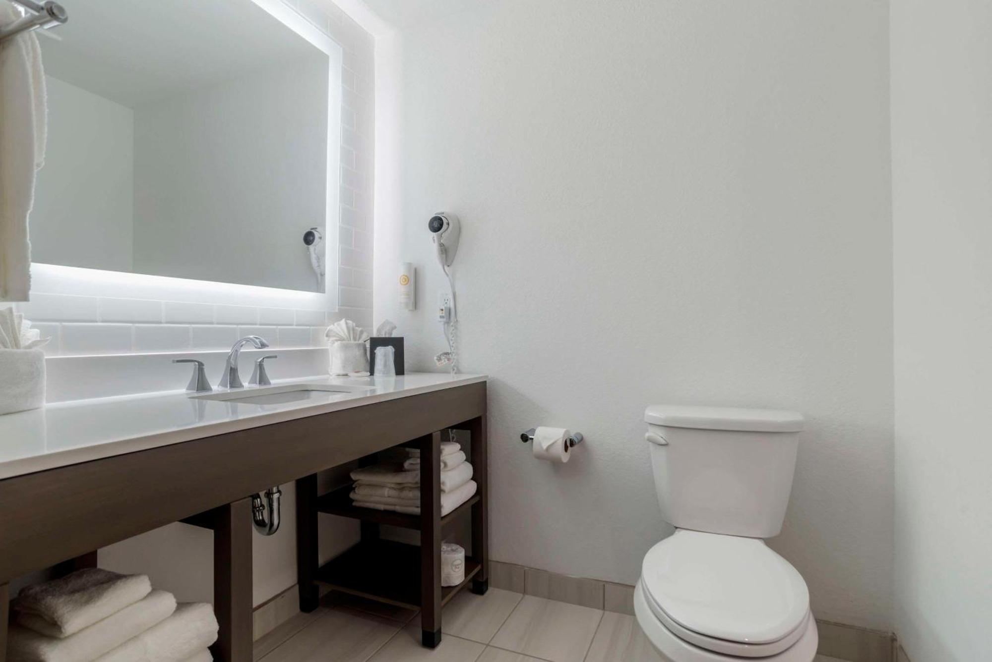 Comfort Inn & Suites Panama City Beach - Pier Park Area エクステリア 写真